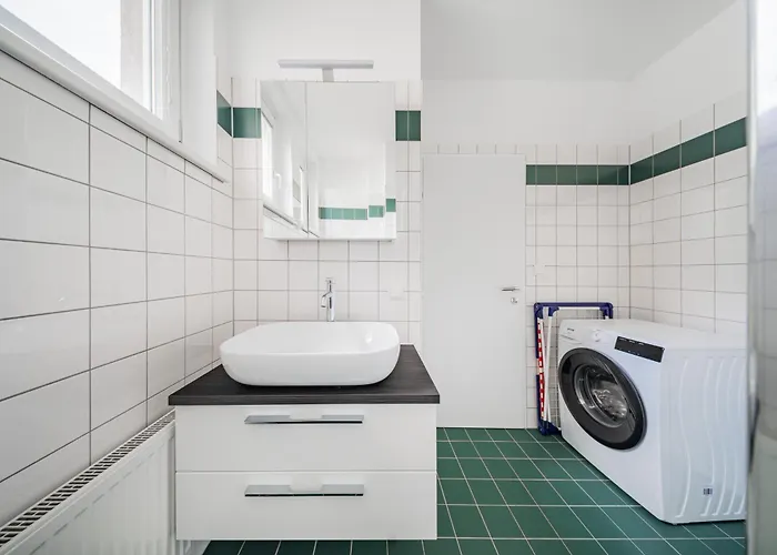 Aparthotel Home1 - Albertine 4*