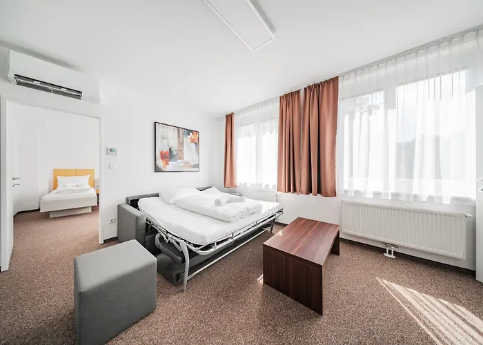 Aparthotel Home1 - Albertine 4*